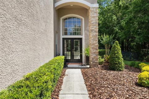 Casa en venta en Tampa, Florida, 4 dormitorios, 252.14 m2 № 2105055 - foto 3