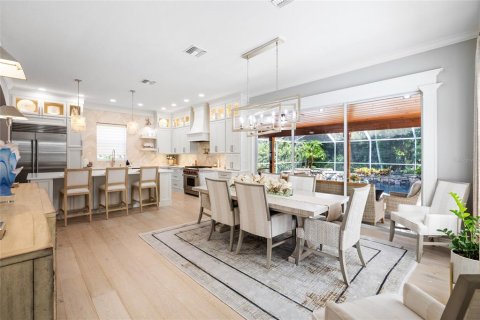 Casa en venta en Tampa, Florida, 4 dormitorios, 252.14 m2 № 2105055 - foto 10