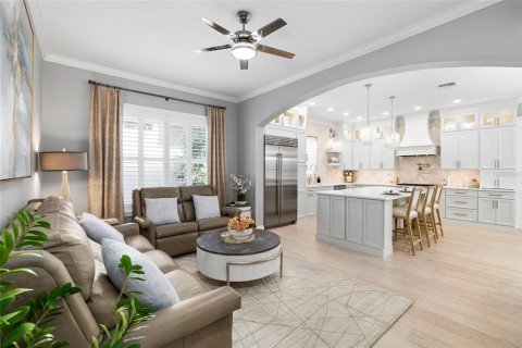 Casa en venta en Tampa, Florida, 4 dormitorios, 252.14 m2 № 2105055 - foto 9