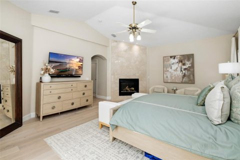 Casa en venta en Tampa, Florida, 4 dormitorios, 252.14 m2 № 2105055 - foto 22