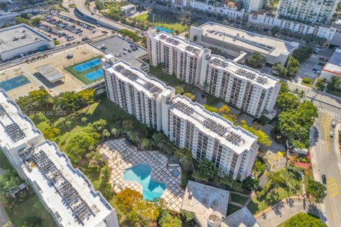 Copropriété à vendre à Sunny Isles Beach, Floride: 1 chambre, 59.46 m2 № 2004420 - photo 4