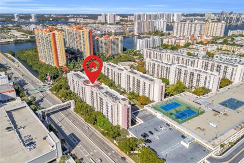 Copropriété à vendre à Sunny Isles Beach, Floride: 1 chambre, 59.46 m2 № 2004420 - photo 6