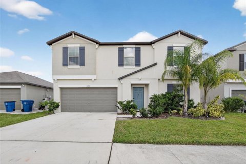 Villa ou maison à vendre à Wesley Chapel, Floride: 6 chambres, 269.6 m2 № 1905774 - photo 1