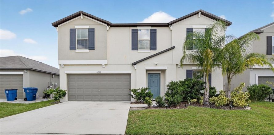 Villa ou maison à Wesley Chapel, Floride 6 chambres, 269.6 m2 № 1905774