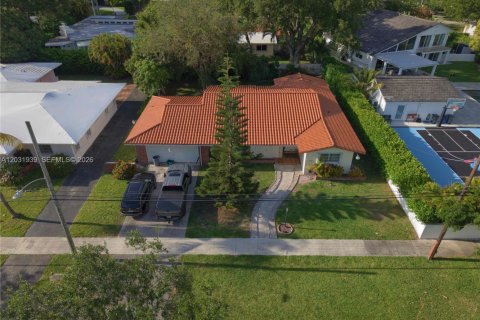 Terrain à vendre à Miami Shores, Floride № 2154269 - photo 4