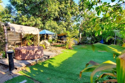 Casa en venta en North Miami, Florida, 2 dormitorios, 69.68 m2 № 1079100 - foto 1
