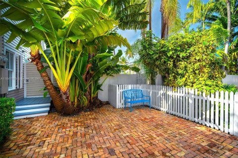 Casa en venta en Key West, Florida, 5 dormitorios, 252.79 m2 № 1847696 - foto 19