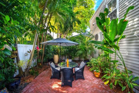 Casa en venta en Key West, Florida, 5 dormitorios, 252.79 m2 № 1847696 - foto 22