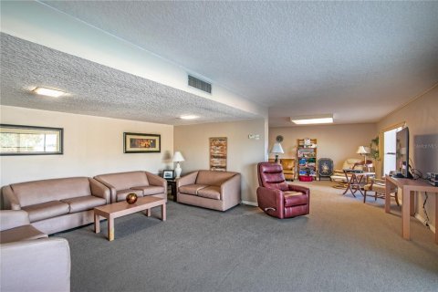 Condominio en venta en Mount Dora, Florida, 2 dormitorios, 112.32 m2 № 1251625 - foto 26