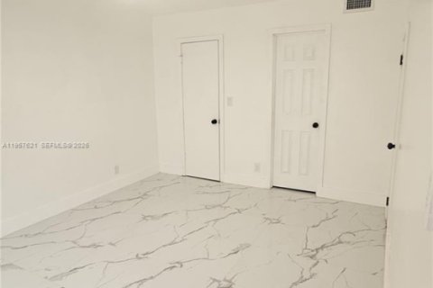 Adosado en alquiler en Plantation, Florida, 3 dormitorios, 150.87 m2 № 2011339 - foto 11