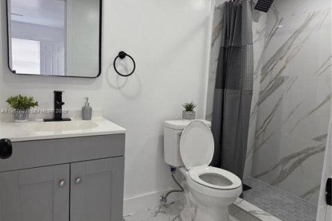 Townhouse in Plantation, Florida 3 bedrooms, 150.87 sq.m. № 2011339 - photo 27