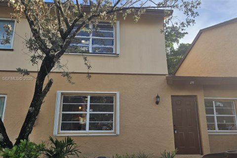 Adosado en alquiler en Plantation, Florida, 3 dormitorios, 150.87 m2 № 2011339 - foto 2