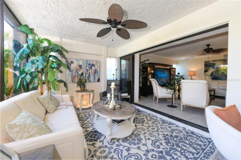 Condo in Sarasota, Florida, 2 bedrooms  № 1754770 - photo 10