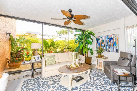 Condo in Sarasota, Florida, 2 bedrooms  № 1754770 - photo 9
