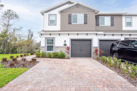 Townhouse in Oviedo, Florida 4 bedrooms, 167.32 sq.m. № 2339060