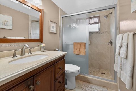 Condominio en venta en Hallandale Beach, Florida, 1 dormitorio, 61.32 m2 № 2033691 - foto 5