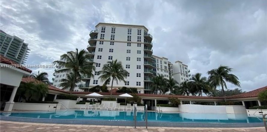 Condo à Aventura, Floride, 2 chambres № 1741926