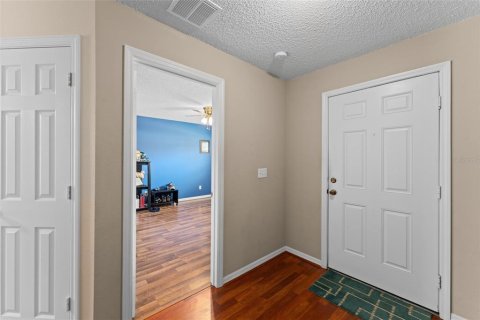 House in Orlando, Florida 3 bedrooms, 156.45 sq.m. № 1841771 - photo 4