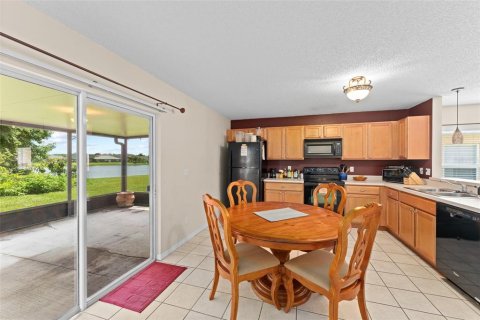 House in Orlando, Florida 3 bedrooms, 156.45 sq.m. № 1841771 - photo 24