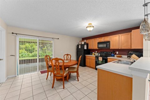 House in Orlando, Florida 3 bedrooms, 156.45 sq.m. № 1841771 - photo 18