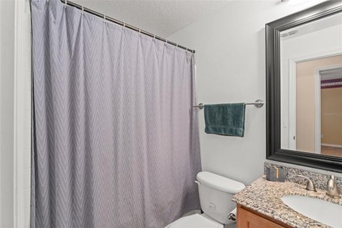 House in Orlando, Florida 3 bedrooms, 156.45 sq.m. № 1841771 - photo 8