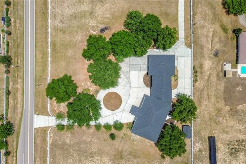 Casa en venta en Dundee, Florida, 9 dormitorios, 817.45 m2 № 2112842 - foto 4