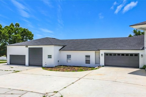 Casa en venta en Dundee, Florida, 9 dormitorios, 817.45 m2 № 2112842 - foto 5