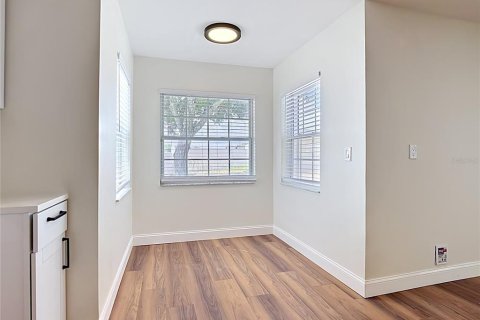 Casa en venta en Dundee, Florida, 9 dormitorios, 817.45 m2 № 2112842 - foto 21