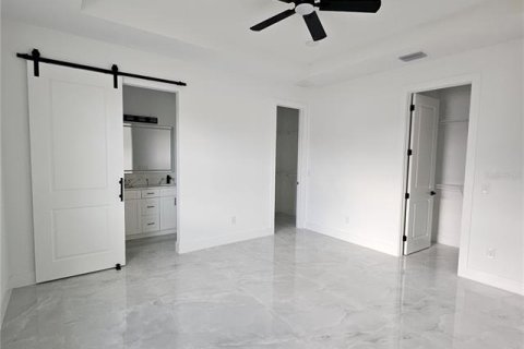 Casa en venta en Tampa, Florida, 3 dormitorios, 145.21 m2 № 1770171 - foto 6
