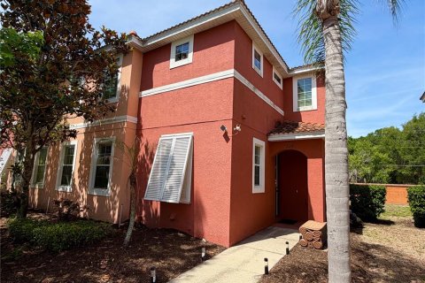 Adosado en Kissimmee, Florida 4 dormitorios, 177.16 m2 № 2101699