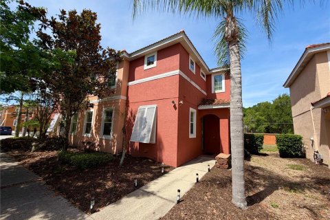 Adosado en venta en Kissimmee, Florida, 4 dormitorios, 177.16 m2 № 2101699 - foto 2