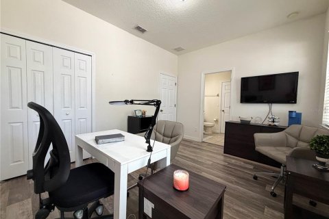 Adosado en venta en Kissimmee, Florida, 4 dormitorios, 177.16 m2 № 2101699 - foto 13