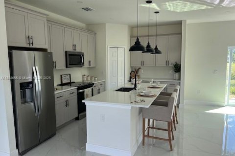 Снять в аренду виллу или дом в Себринг, Флорида 3 спальни, № 1950145 - фото 1