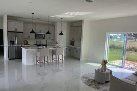 Снять в аренду виллу или дом в Себринг, Флорида 3 спальни, № 1950145 - фото 2