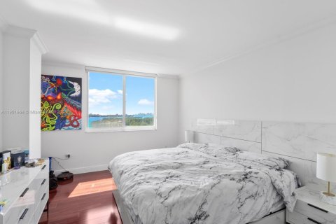 Condo in Sunny Isles Beach, Florida, 2 bedrooms  № 1953577 - photo 28