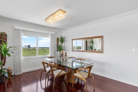 Condo in Sunny Isles Beach, Florida, 2 bedrooms  № 1953577 - photo 20