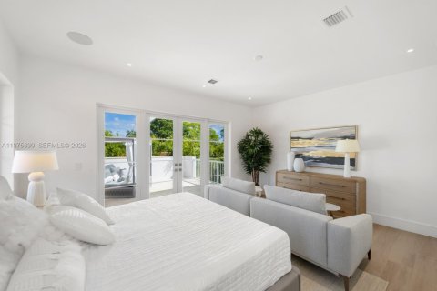 Villa ou maison à vendre à Coral Gables, Floride: 5 chambres, 345.22 m2 № 2042746 - photo 23