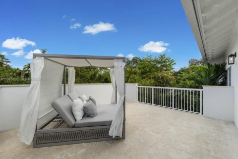 Villa ou maison à vendre à Coral Gables, Floride: 5 chambres, 345.22 m2 № 2042746 - photo 29