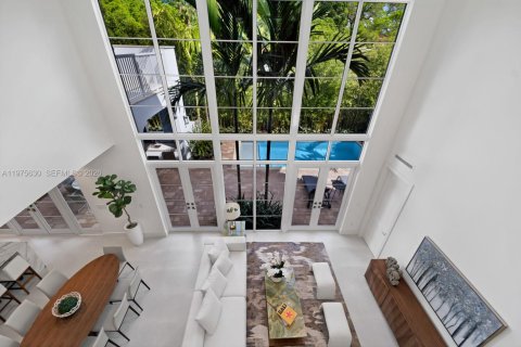 Villa ou maison à vendre à Coral Gables, Floride: 5 chambres, 345.22 m2 № 2042746 - photo 20