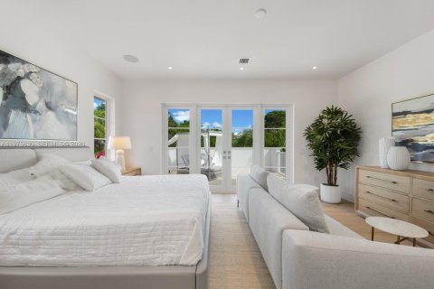 Villa ou maison à vendre à Coral Gables, Floride: 5 chambres, 345.22 m2 № 2042746 - photo 24