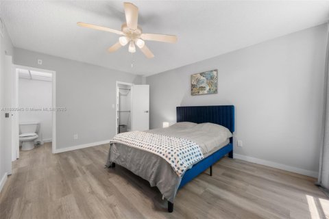 Copropriété à vendre à Sunny Isles Beach, Floride: 1 chambre, 67.35 m2 № 1952510 - photo 10