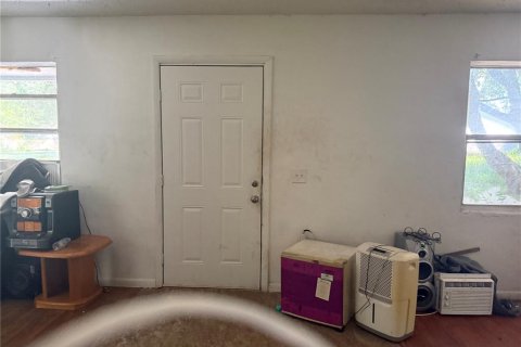 Immobilier commercial à vendre à Ocala, Floride: 8 chambres, 252.32 m2 № 2258731 - photo 10