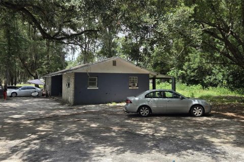 Commercial property in Ocala, Florida 8 bedrooms, 252.32 sq.m. № 2258731