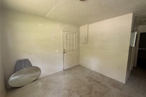 Immobilier commercial à vendre à Ocala, Floride: 8 chambres, 252.32 m2 № 2258731 - photo 11