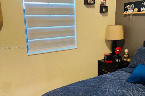 Купить таунхаус в Хайалиа Гарденс, Флорида 3 спальни, 123.75м2, № 1994271 - фото 11