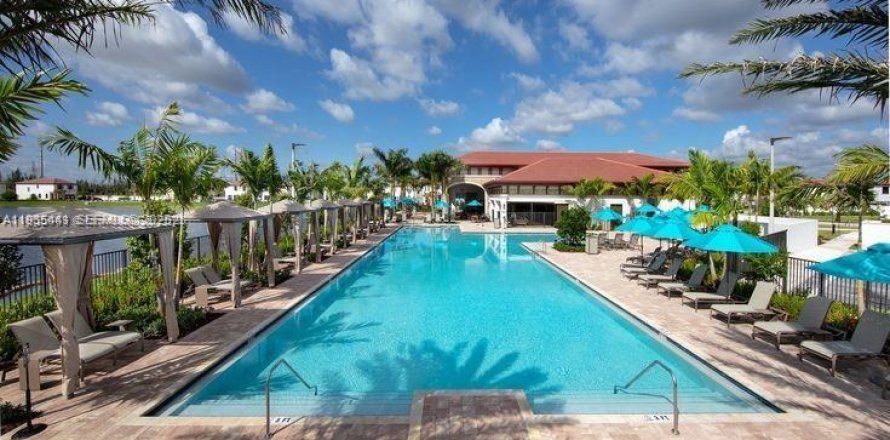 Touwnhouse à Hialeah Gardens, Floride 3 chambres, 123.75 m2 № 1994271