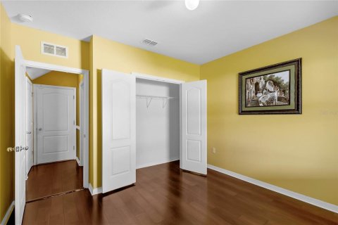 House in Davenport, Florida 5 bedrooms, 250.46 sq.m. № 1349885 - photo 16
