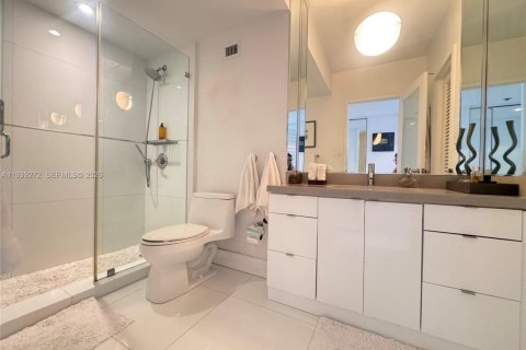 Copropriété à vendre à Miami Beach, Floride: 51.1 m2 № 1996605 - photo 4