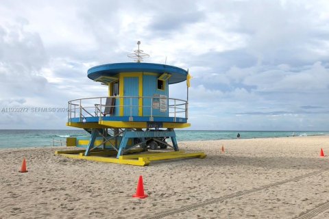 Copropriété à vendre à Miami Beach, Floride: 51.1 m2 № 1996605 - photo 28