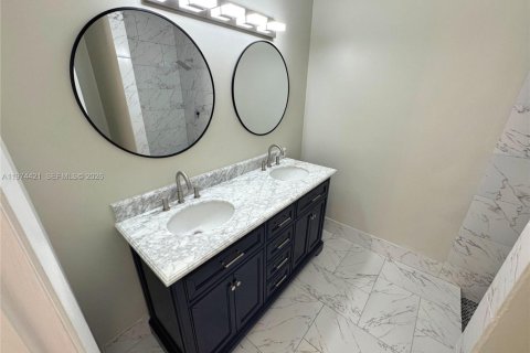 Купить виллу или дом в Бока-Ратон, Флорида 3 спальни, 111.48м2, № 2041224 - фото 10